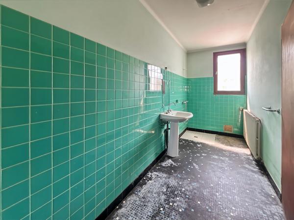 Maison de 110,61 m² sur un terrain constructible de 3 778 m².