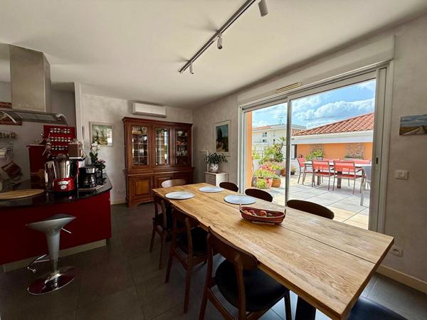 LA ROCHE SUR YON CENTRE - APPARTEMENT DE PRESTIQUE AVEC TERRASSE A VENDRE EXCLUSIVITE AMANDA