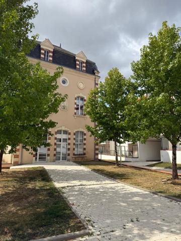 LA ROCHE SUR YON CENTRE - APPARTEMENT DE PRESTIQUE AVEC TERRASSE A VENDRE EXCLUSIVITE AMANDA