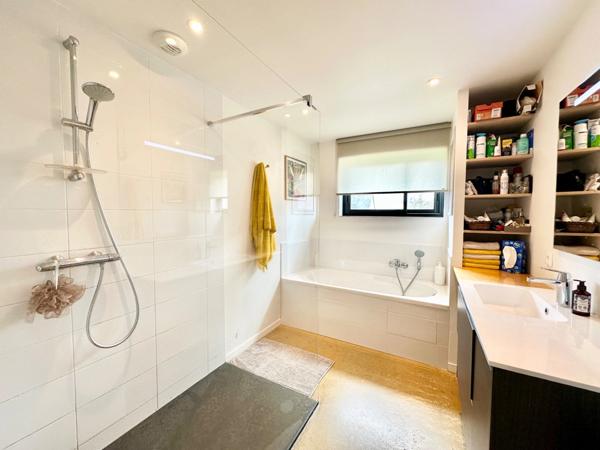 MAISON - 162 m² - LOCMINÉ