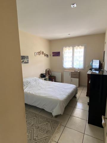 villa 3 faces plein pied 94 m2 garage, piscine