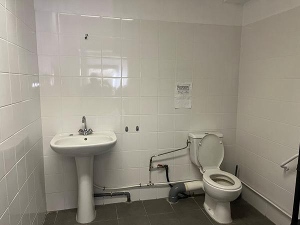 Local commercial Aix En Provence 59.88 m² 1 parking