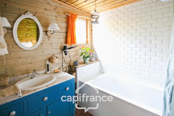 Proche SAINT-QUENTIN (02) : terrain de loisir 3200 m² au bord de l’Oise avec Chalet et potentiel locatif