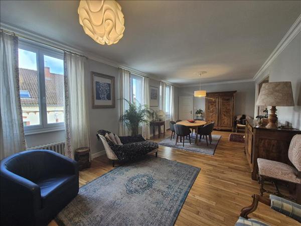 Appartement à vendre |  Néris-les-Bains |  8 pièces | 194 m²