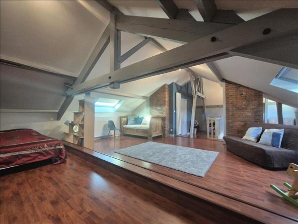 Appartement à vendre |  Néris-les-Bains |  8 pièces | 194 m²