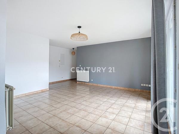 Appartement T3 à vendre  3 pièces - 73,71 m2 ROQUEVAIRE - 13