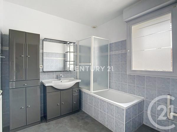 Appartement T3 à vendre  3 pièces - 73,71 m2 ROQUEVAIRE - 13