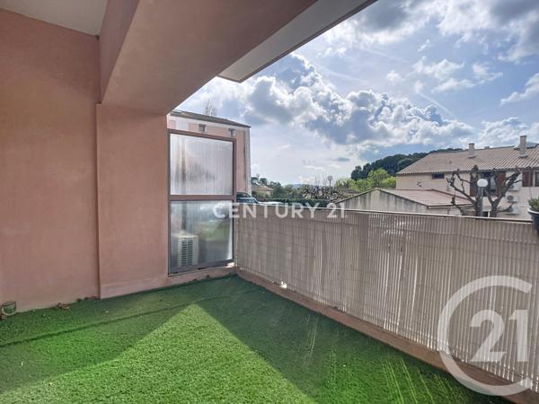 Appartement T3 à vendre  3 pièces - 73,71 m2 ROQUEVAIRE - 13