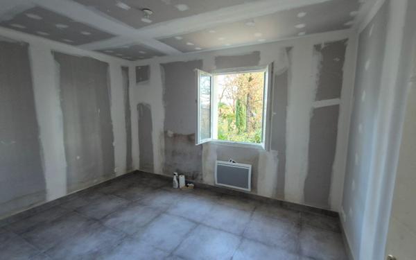 Maison à vendre    4 pièces •  Saint-Martin-d'Ardèche