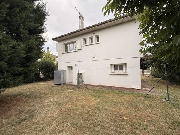 MAISON SUR SOUS-SOL AVEC JARDIN