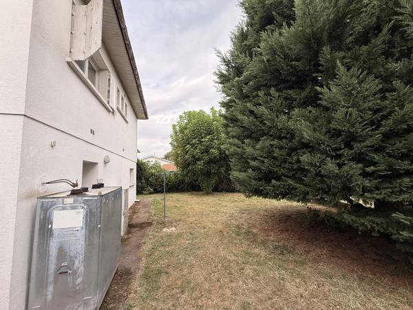 MAISON SUR SOUS-SOL AVEC JARDIN