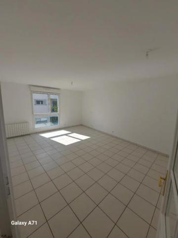 Appartement à louer à Bordeaux (33100)