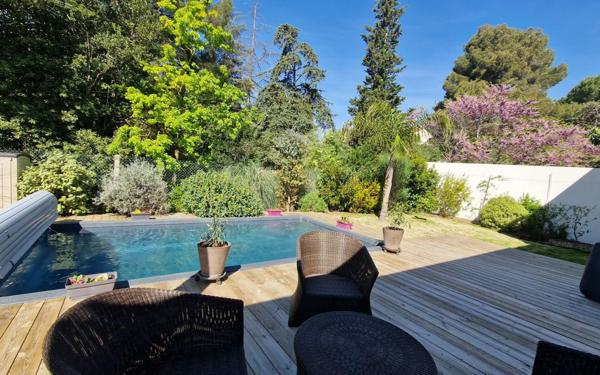 Maison à vendre    4 pièces •  Mèze