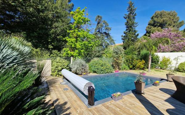 Maison à vendre    4 pièces •  Mèze