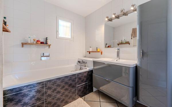 Maison à vendre    7 pièces •  Mauguio