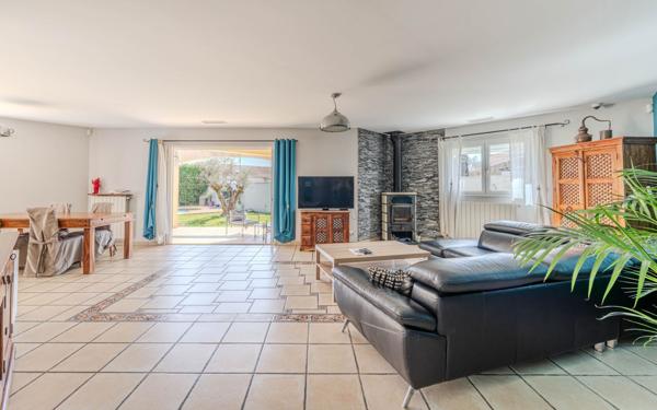 Maison à vendre    7 pièces •  Mauguio