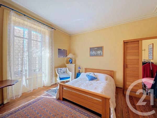 Maison à vendre  12 pièces - 228 m 2   COMBOURG  - 35