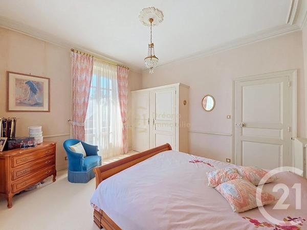 Maison à vendre  12 pièces - 228 m 2   COMBOURG  - 35