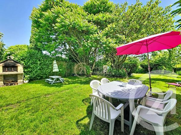 Maison à vendre  12 pièces - 228 m 2   COMBOURG  - 35