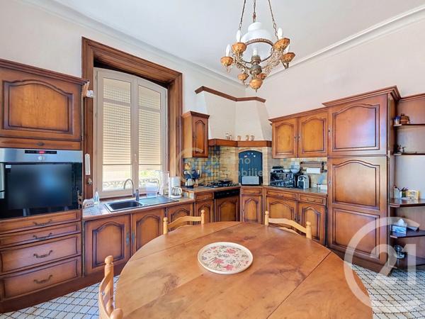 Maison à vendre  12 pièces - 228 m 2   COMBOURG  - 35