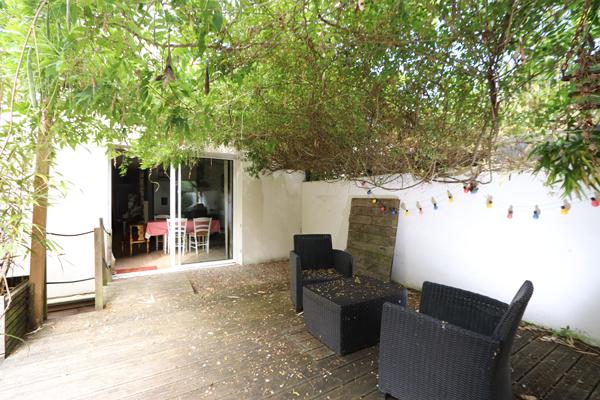 Maison de plain-pied Saint Brevin Les Pins 5 pièce(s) 93,14 m² - Grand garage, cave, dépendance