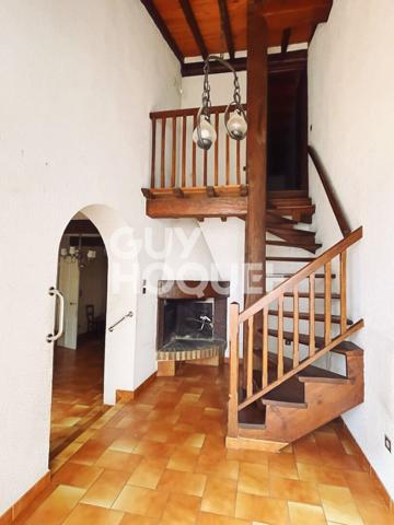 MAISON DE VILLE T4 avec Jardin et Garage. EXCLUSIVITE - A vendre à PERPIGNAN (66000) - quartier TORCATIS