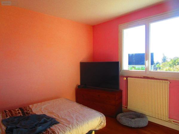 Immeuble à vendre à Châteauroux dans l'Indre (36000), ref : IMMR/820