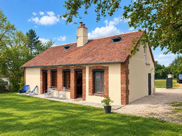 Petite maison de charme à Danzé