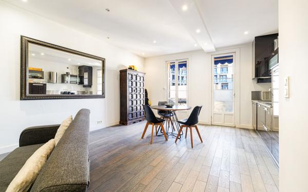 Appartement à vendre    2 pièces • 58,44 m2 Nice