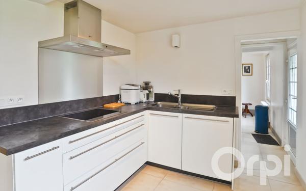 Maison à vendre    10 pièces • 275 m2 Gournay-en-Bray