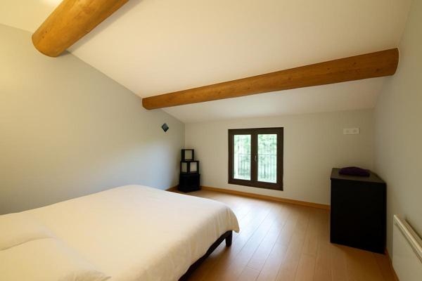 Maison de village avec cour - Eyragues