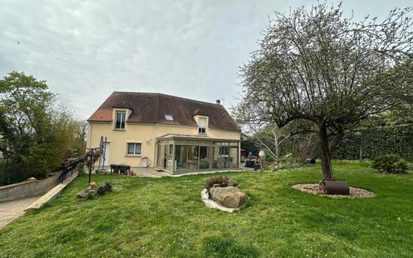 Maison à vendre    7 pièces • 173,91 m2 Étiolles