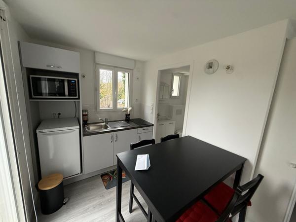 Appartement meublé La Roche Sur Yon 1 pièce(s) 17.75 m2