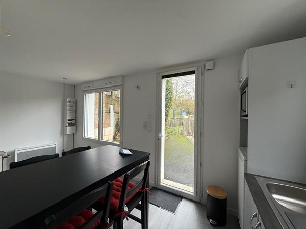 Appartement meublé La Roche Sur Yon 1 pièce(s) 17.75 m2