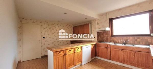 À vendre Appartement 5 pièces 105.7 m² - Saint-dié-des-vosges 88100