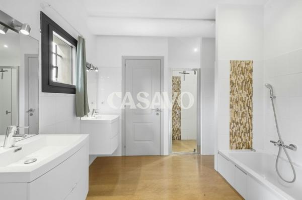 Vente Maison 6 pièces de 205m² - 13100 Aix-en-Provence