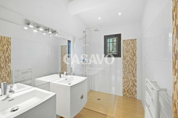 Vente Maison 6 pièces de 205m² - 13100 Aix-en-Provence