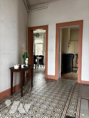 Bellicourt - propriété 4ch - jardin arboré - garage et dépendances