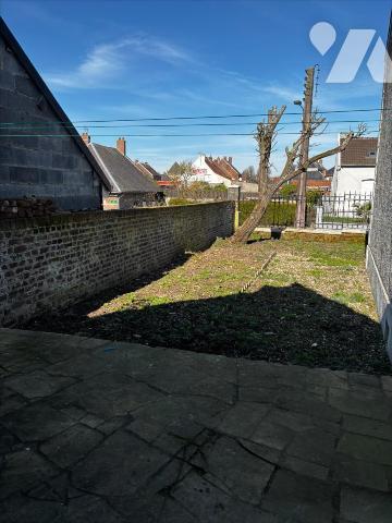 Bellicourt - propriété 4ch - jardin arboré - garage et dépendances