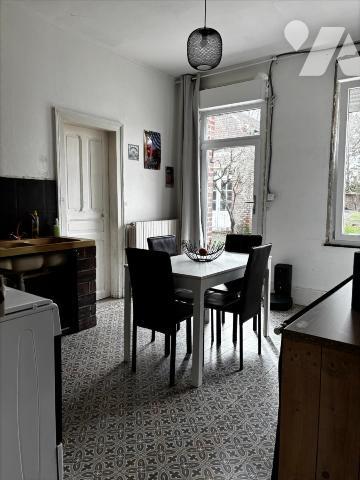 Bellicourt - propriété 4ch - jardin arboré - garage et dépendances