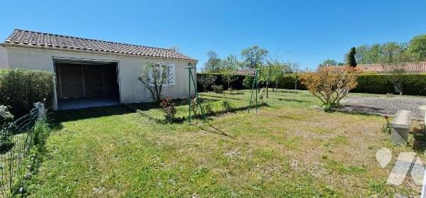 Maison à vendre à Loretz-d'Argenton (79290) en Deux-Sèvres (79)

À Loretz-d'Argenton, maison ...