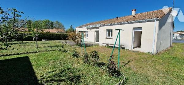 Maison à vendre à Loretz-d'Argenton (79290) en Deux-Sèvres (79)

À Loretz-d'Argenton, maison ...