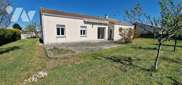 Maison à vendre à Loretz-d'Argenton (79290) en Deux-Sèvres (79)

À Loretz-d'Argenton, maison ...