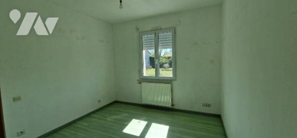 Maison à vendre à Loretz-d'Argenton (79290) en Deux-Sèvres (79)

À Loretz-d'Argenton, maison ...