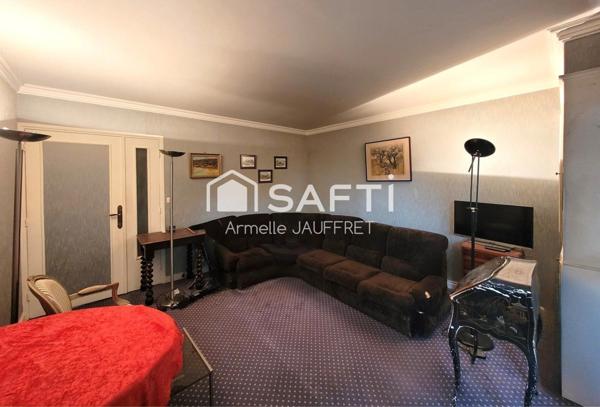 T2 cellier, parking, cave La Fontaine Saint Martin