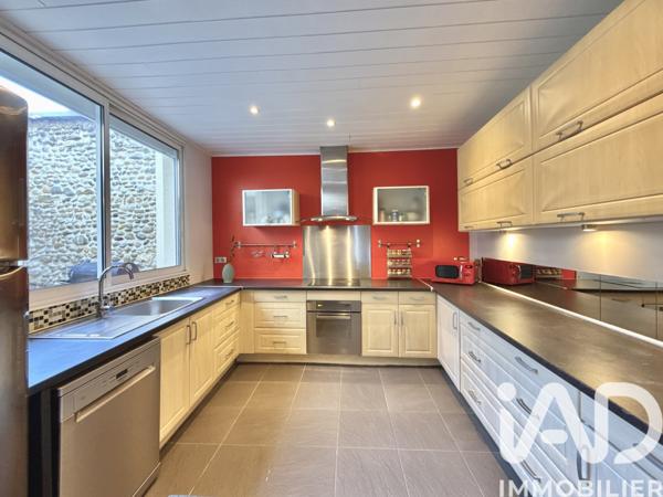 Maison à vendre 8 pièces 174 m² Bourg-de-Péage