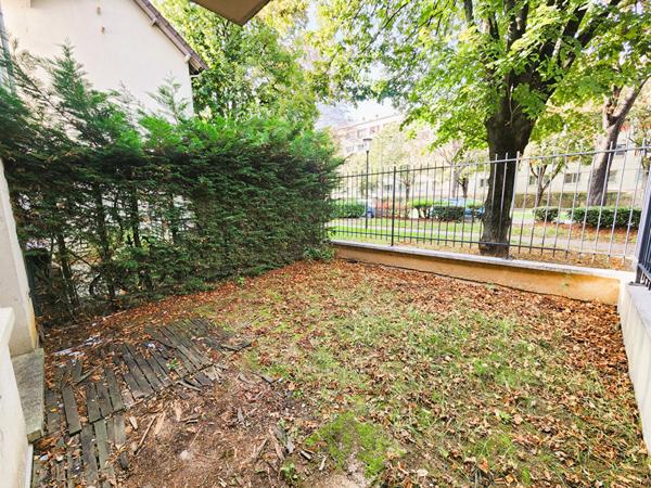 Appartement Thiais 1 pièce(s) 23.21 m2