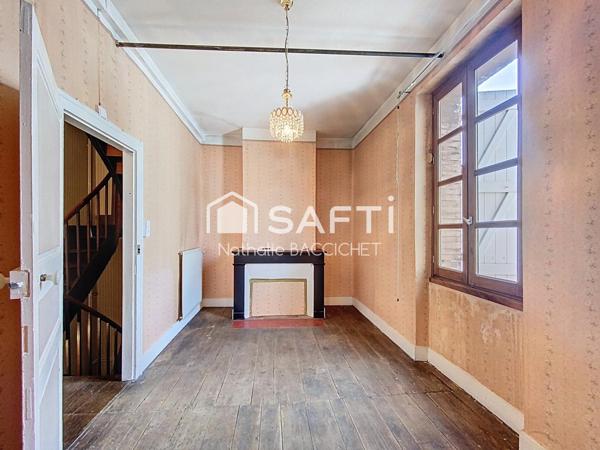 GRANDE MAISON 128 m² – 4 CHAMBRES – PETIT PRIX – CENTRE VILLAGE