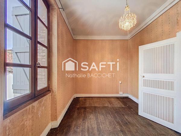 GRANDE MAISON 128 m² – 4 CHAMBRES – PETIT PRIX – CENTRE VILLAGE