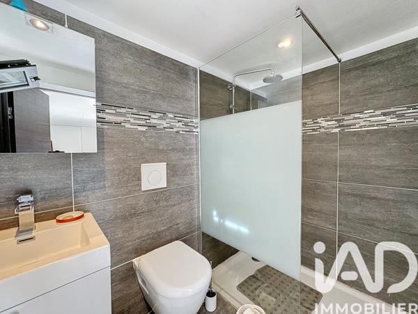 Maison à vendre 5 pièces 181 m² Grimaud